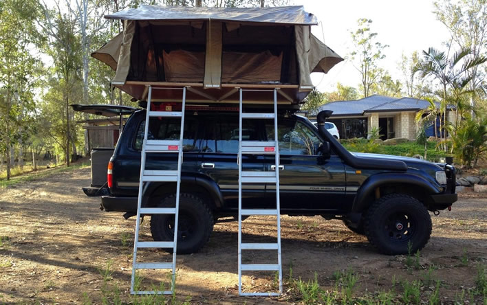 a landcruiser with a double rooftop tent fo kenya safari